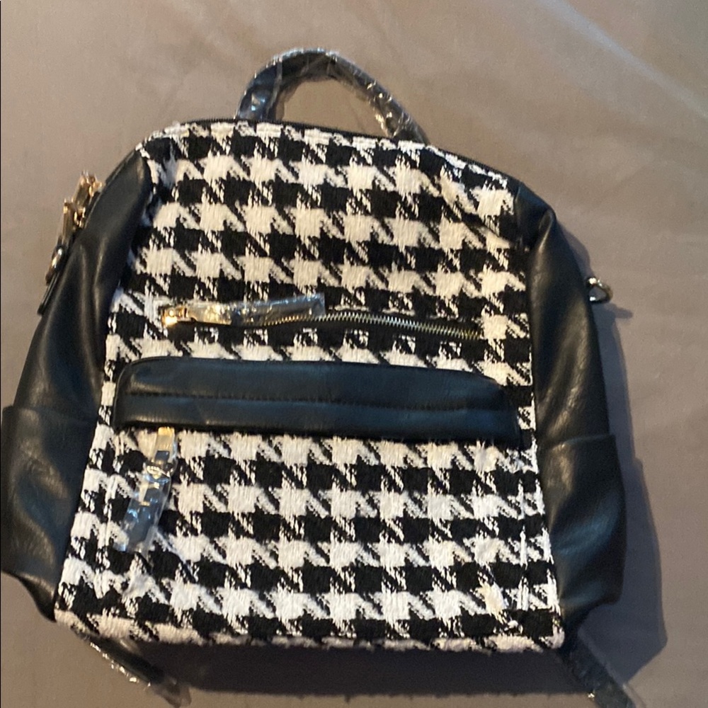 Stylish Black and White Houndstooth Backpack Jen&Co